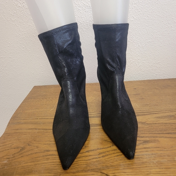 #13 Anne Klein AK Black Pointy Toe Ankle Boot with Stiletto Heel 8.5M - Picture 3 of 14